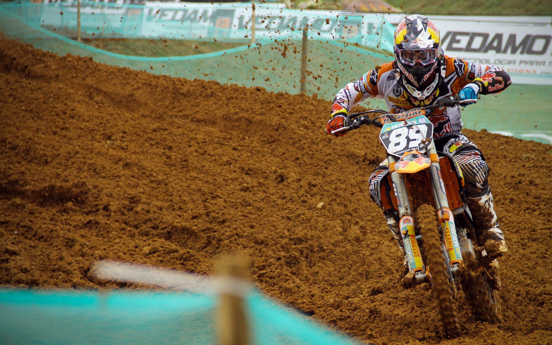 九游正版入口-田径赛场焦点！巴西队对阵韩国队，超级对决，球迷热情点燃赛场